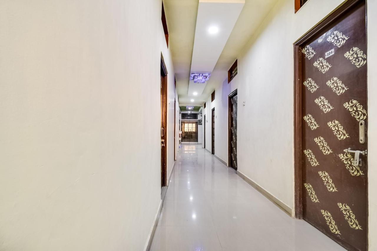 Hotel O Aryan Khāmgaon Exterior foto